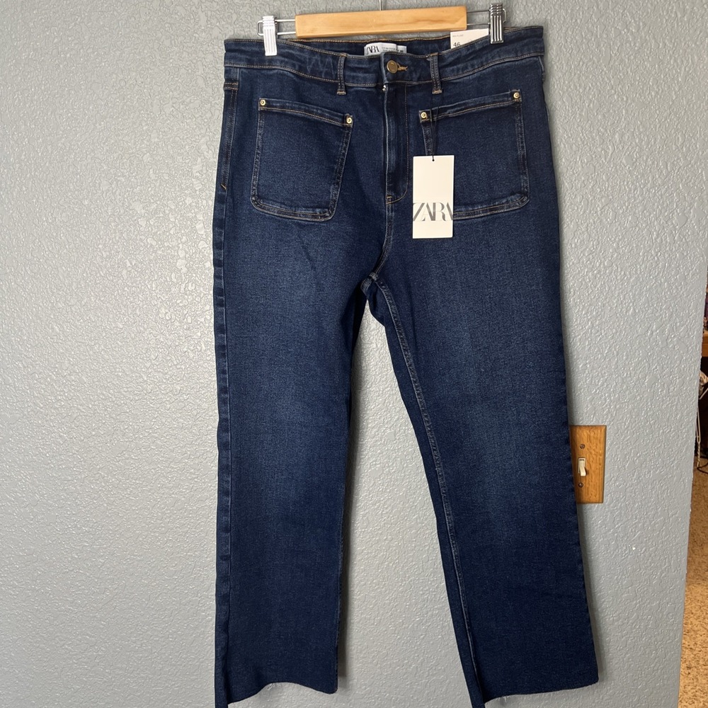NWT Zara Mini Flare Raw Hem size 14